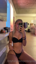300821182_vlcsnap-2022-08-18-14h12m25s371.png